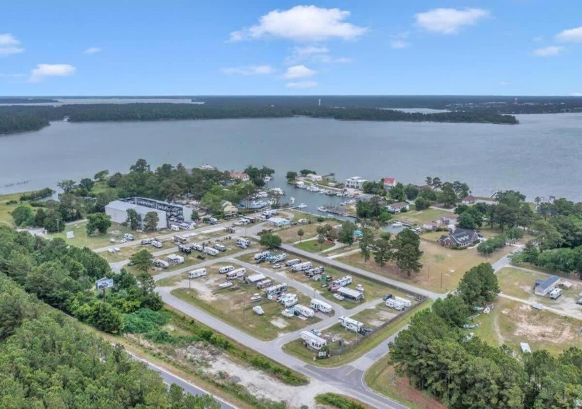 Water View Cabin Near North Topsail Beach Sneads Ferry Екстериор снимка